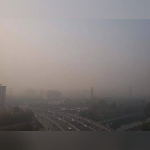 北京空气质量指数，从霾锁京城到蓝天常驻的十年蜕变