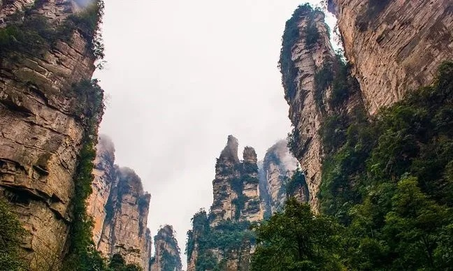长沙与张家界,15天至30天的天气变化,如何规划你的湘西之旅 长沙与张家界,15天至30天的天气变化,如何规划你的湘西之旅