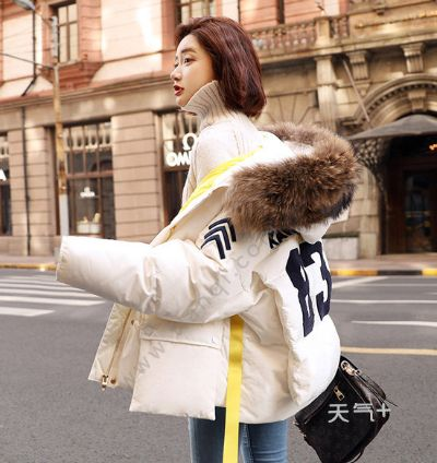 北京天气穿什么衣服？一份四季穿搭指南，让你从容应对一天两季