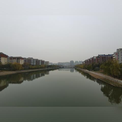 濮阳天气预报，今日晴转多云，明日或有小雨，市民需注意出行安全